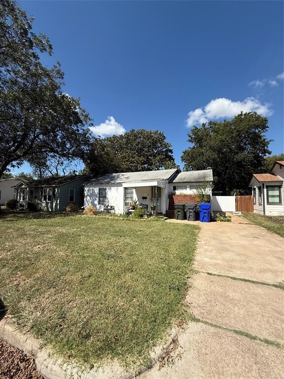 Property Photo: 3705 Windsor Avenue TX 76708