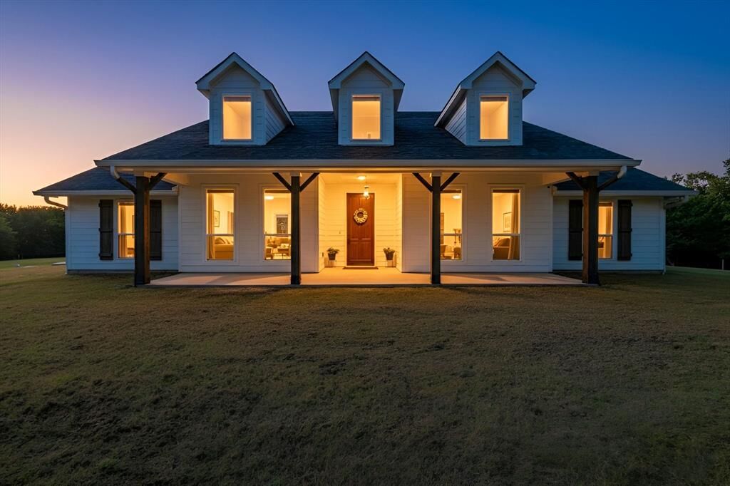 Property Photo:  725 Wilson Road  TX 75491 