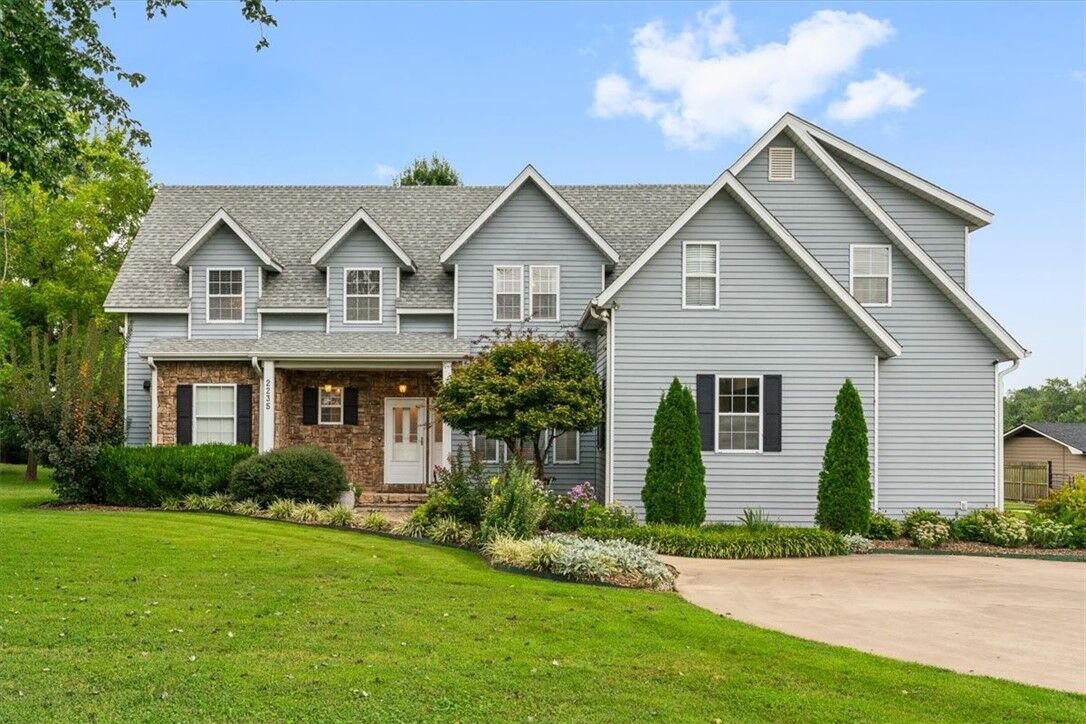 Property Photo:  2235 S Dixieland Road  AR 72758 