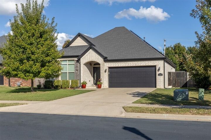 Property Photo: 4305 SW Layton Road AR 72713