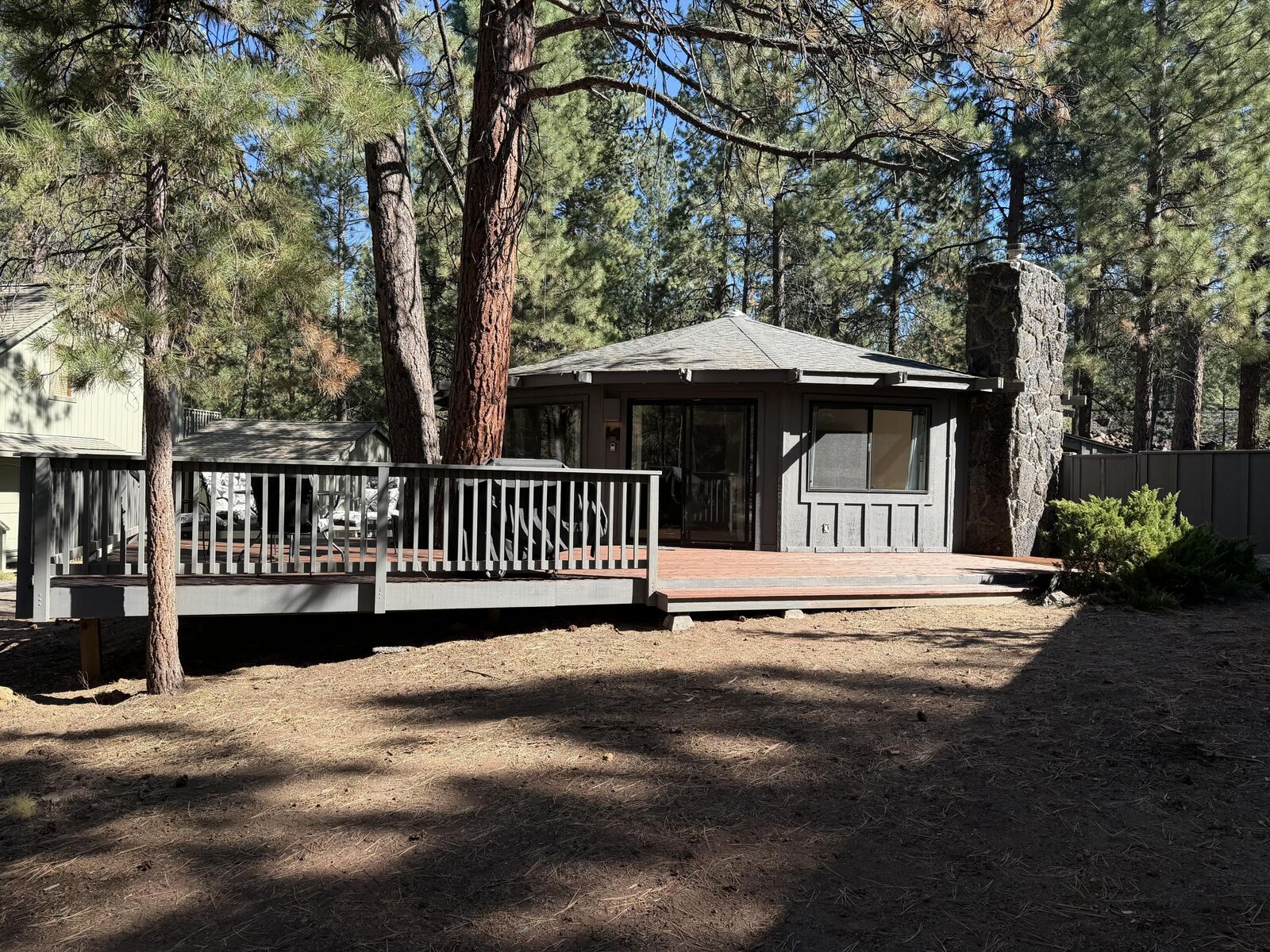 Property Photo: 57052 Deer Lane OR 97707