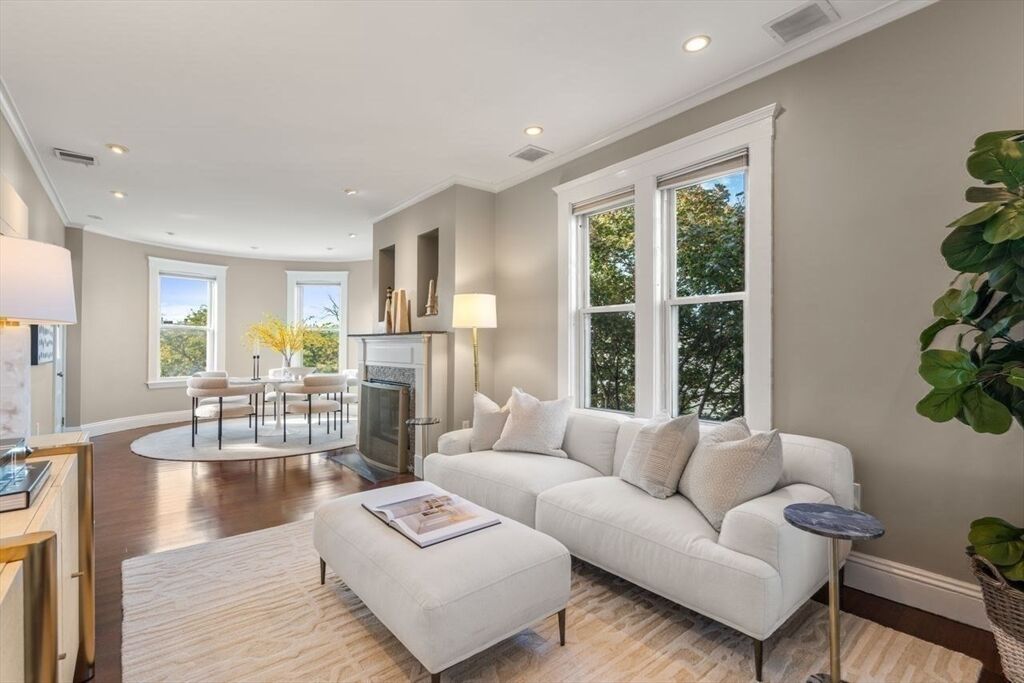 Property Photo: 2 Pleasant Street 3 MA 02125