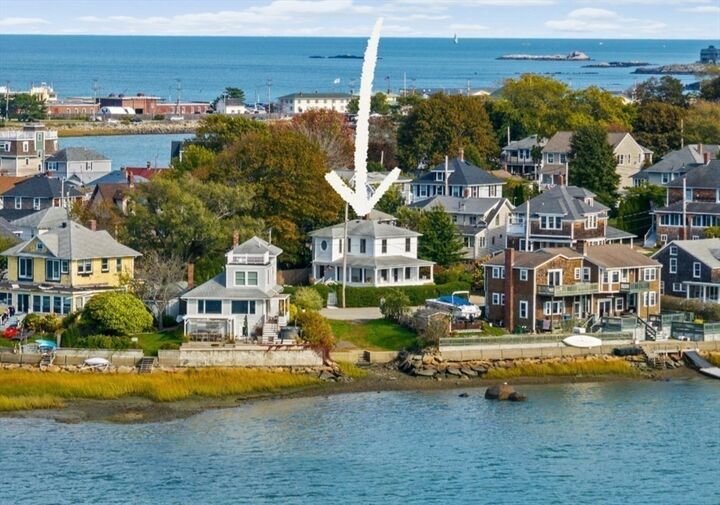 Property Photo: 92 Hampton Circle MA 02045