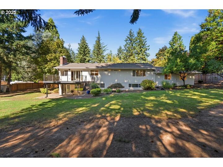 Property Photo: 15930 SW Colony Pl OR 97224