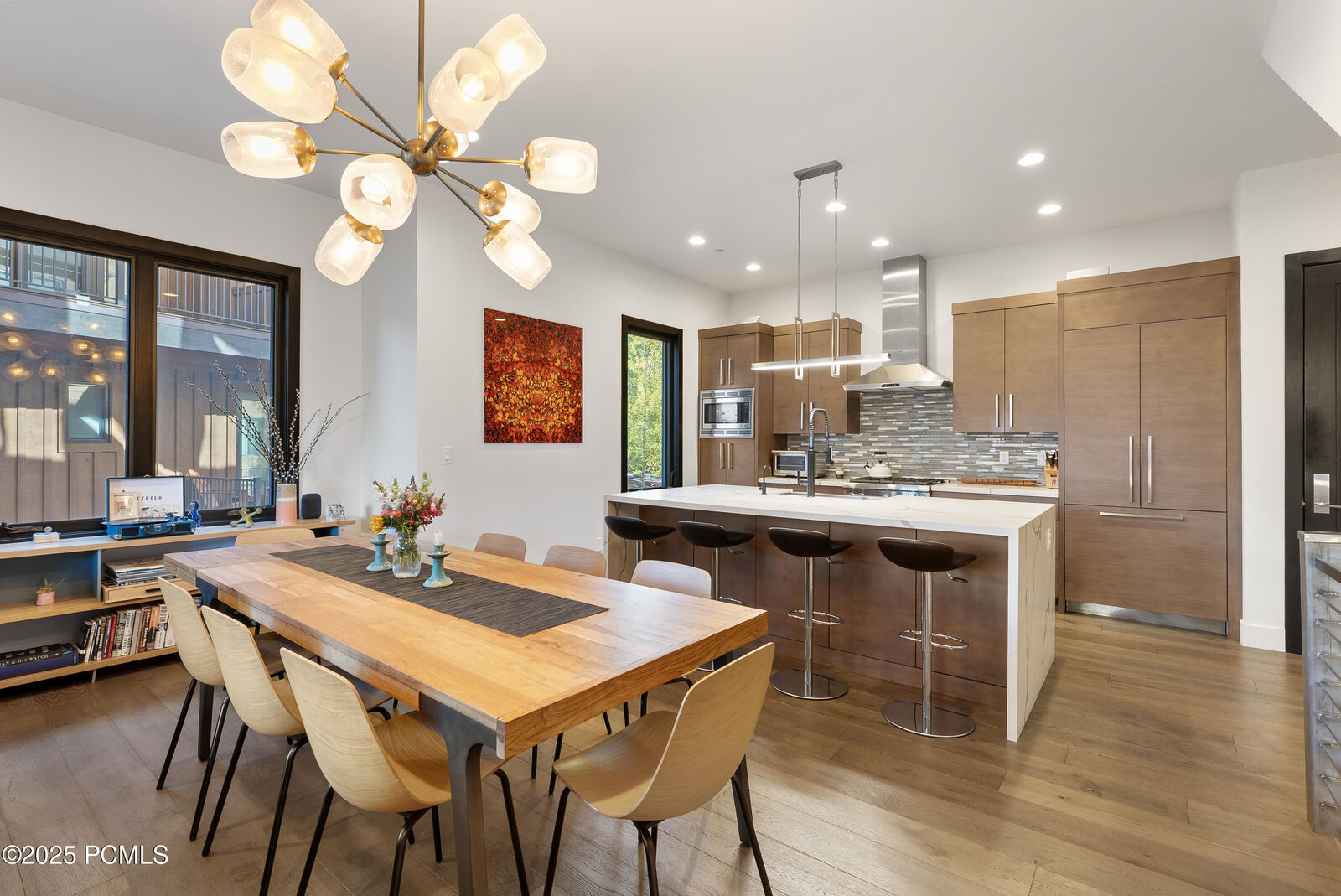 Property Photo: 4273 Willow Draw Road 604 UT 84098