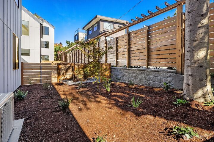 3444 NW 65th Street  Seattle WA 98117 photo