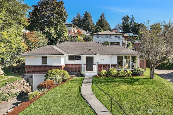 Property Photo: 5606 59th Avenue NE WA 98105