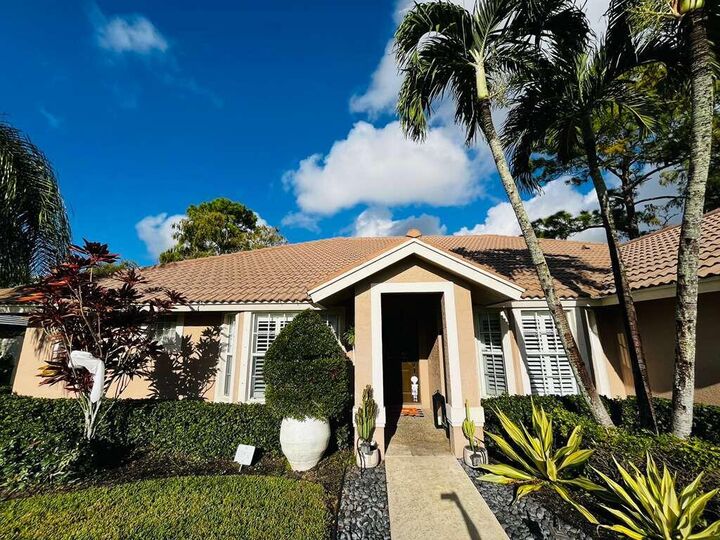 Property Photo:  13566 Callington Drive  FL 33414 