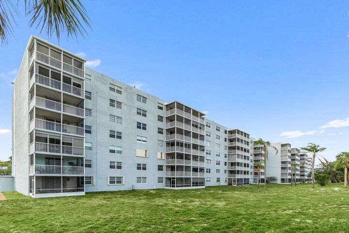 Property Photo:  5500 NW 2nd Avenue 418  FL 33487 