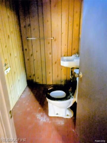 Property Photo: 247 Hecht Drive MI 48071