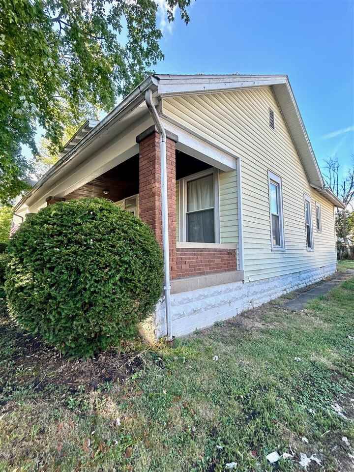 Property Photo:  440 W 7th Street  IN 47331 