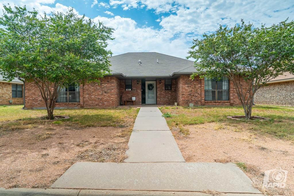 Property Photo: 4205 Shefflera Dr TX 76904