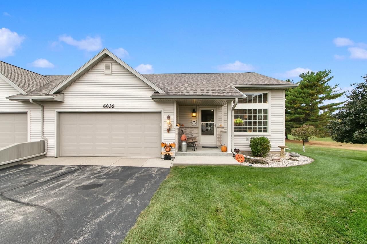 Property Photo:  6035 Saddle Ridge 6035  WI 53901 