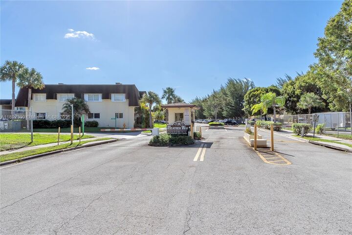 13705 SW 91st Ct C  Miami FL 33176 photo