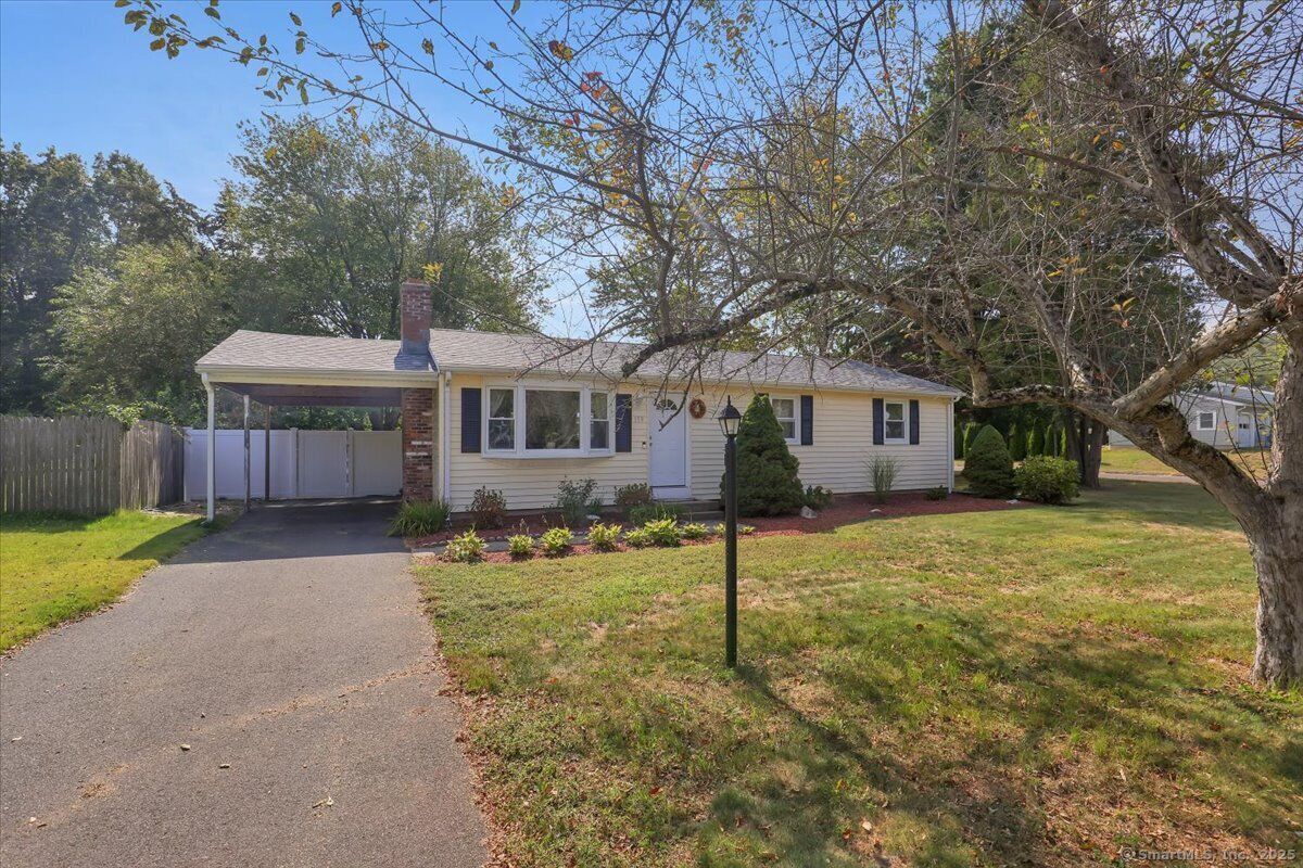 Property Photo: 159 Sunnyslope Drive CT 06489