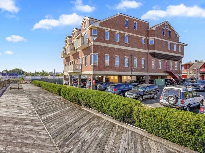 Property Photo:  50 Water Street  CT 06854 