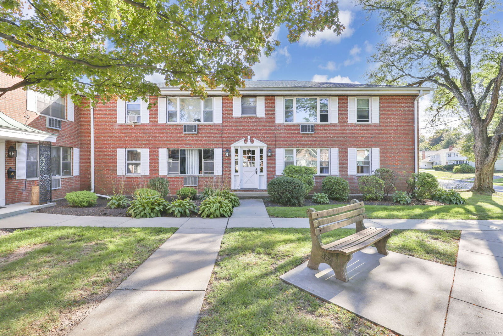 Property Photo: 91 Shadow Lane A2 CT 06110