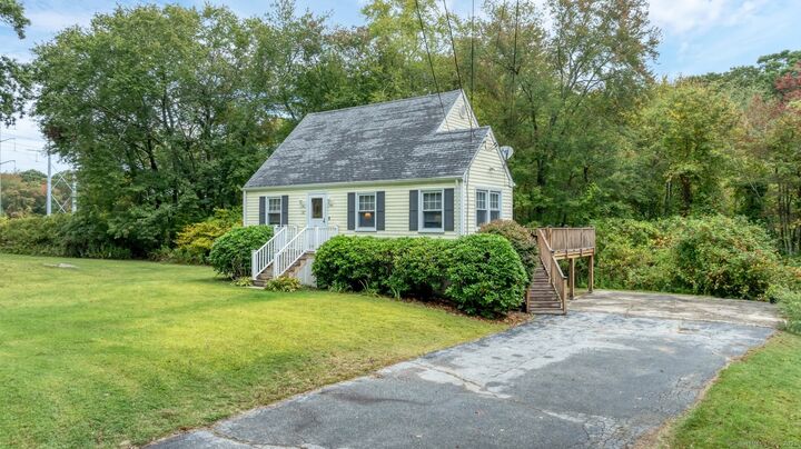 Property Photo:  37 Spithead Road  CT 06385 