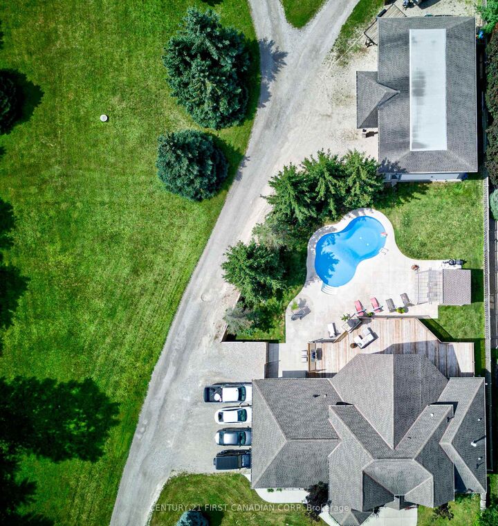 Photo de la propriété:  1659 Hamilton Road  ON N6M 1G5 