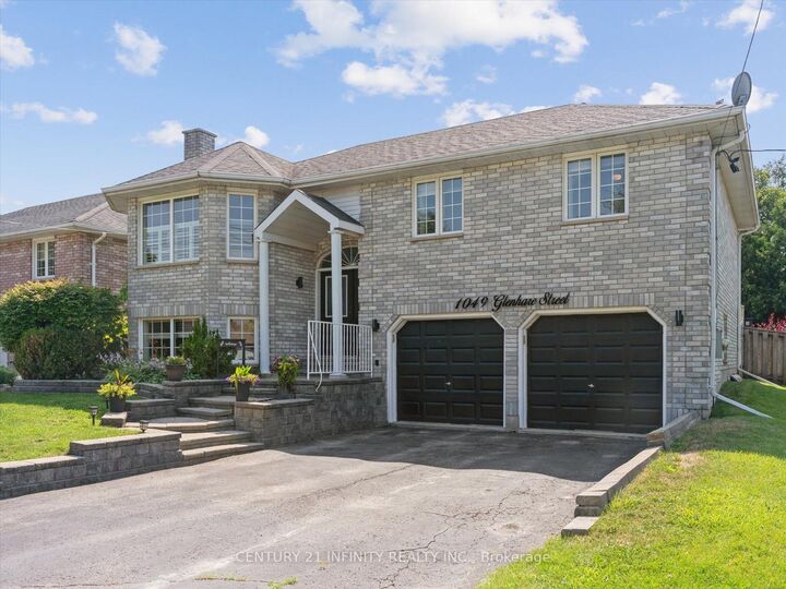 Photo de la propriété: 1049 Glenhare Street ON K9A 5B8