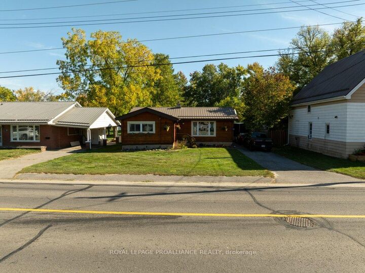 Property Photo: 82 North Trent Street ON K0K 2C0