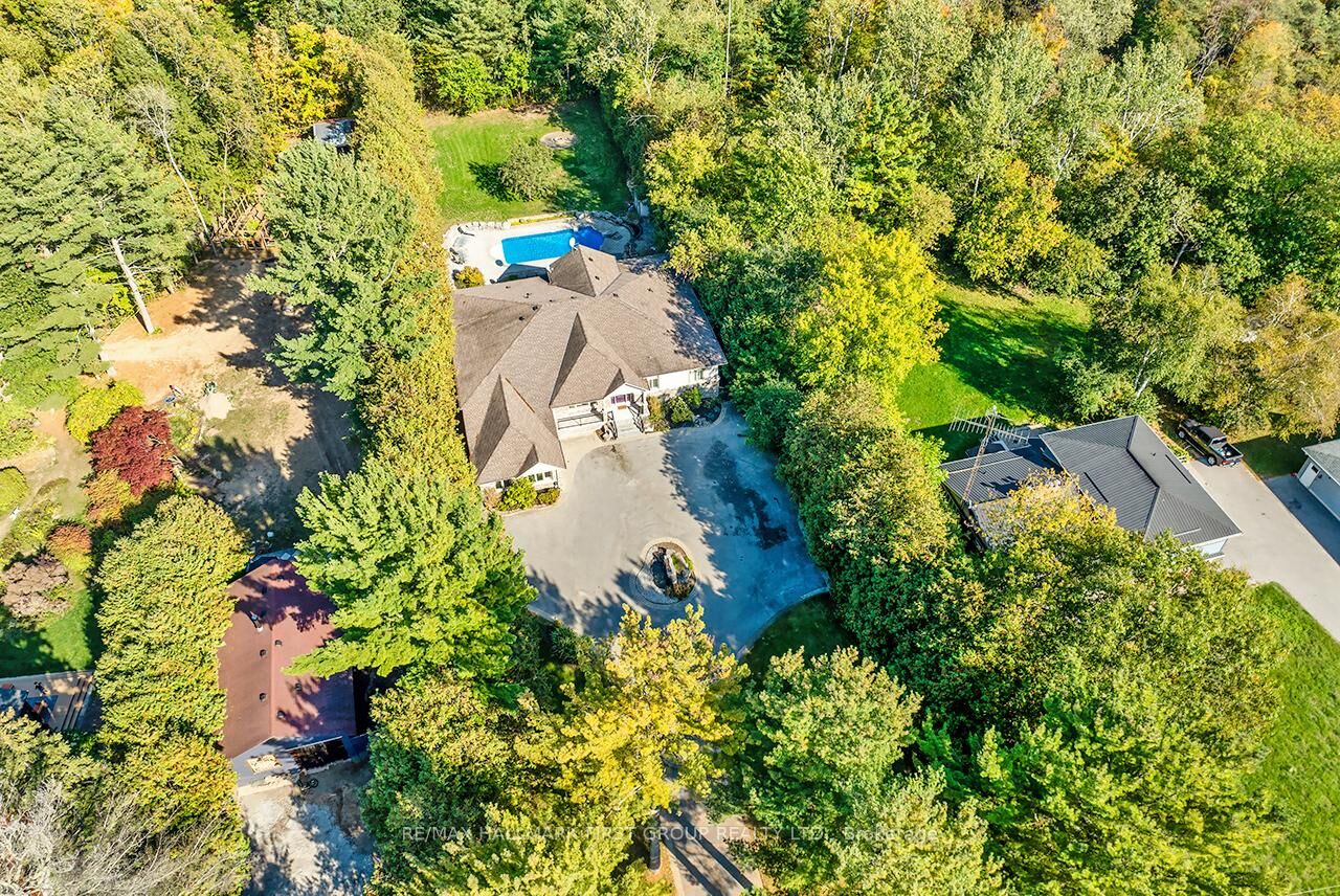 Property Photo: 15 Shepherd Road ON L1M 1G8