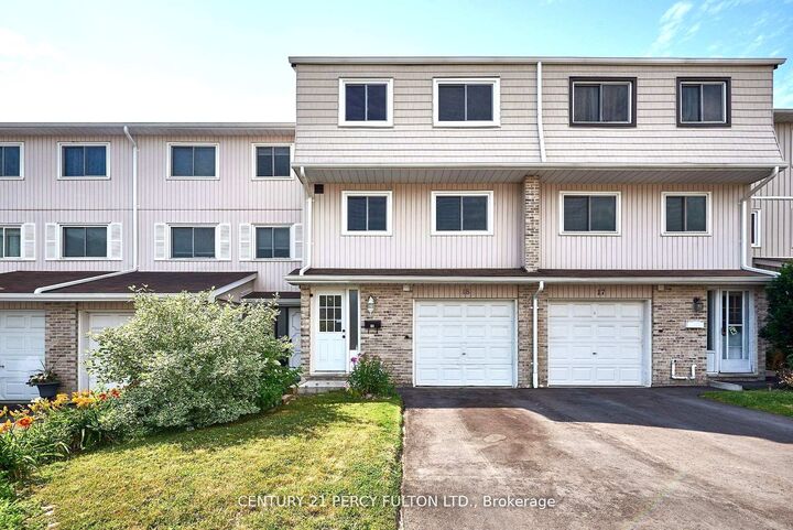 Photo de la propriété: 1975 Rosefield Road 18 ON L1V 3E3