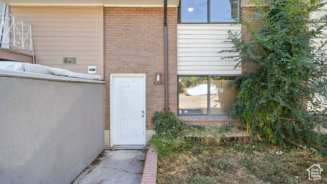 Property Photo: 1451 S Arthur Dr UT 84601