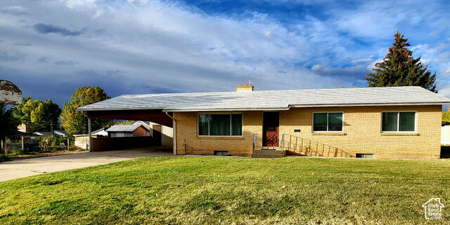 Property Photo: 425 E 100 S UT 84647