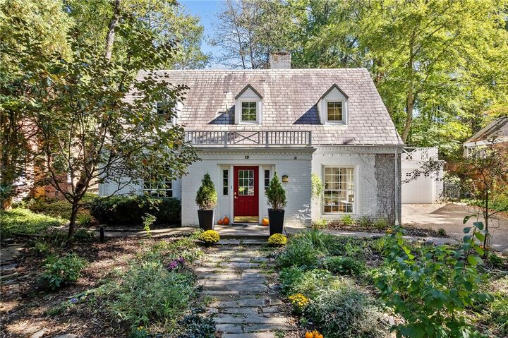 19 Thornwood Drive  Mt Lebanon PA 15228 photo