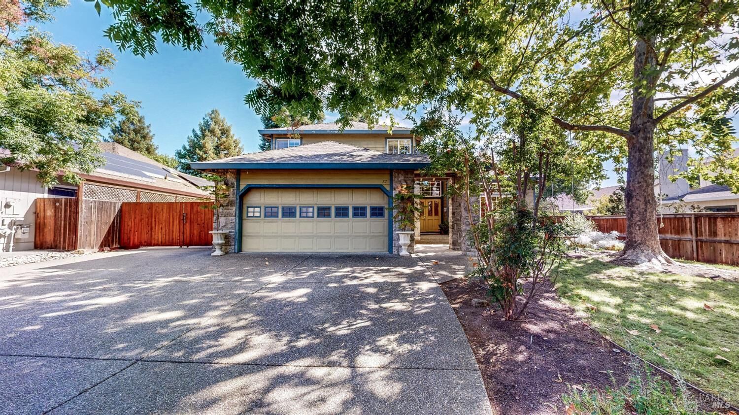 Property Photo: 87 Leighann Place CA 95492