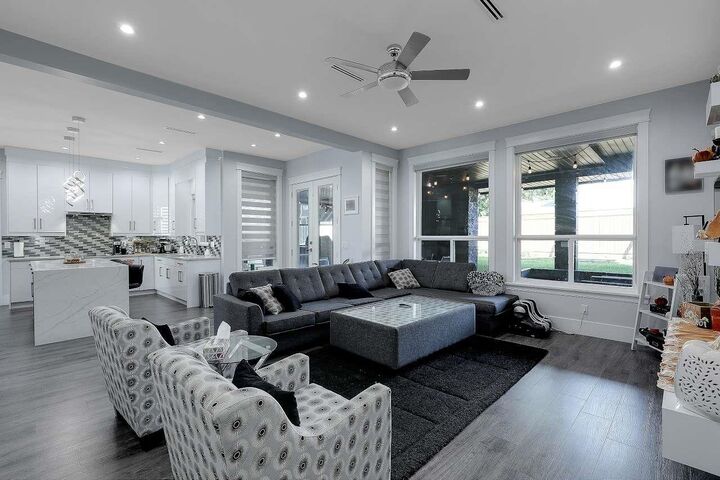 Property Photo:  12267 72 Avenue  BC V3W 2M4