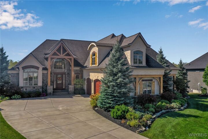 Property Photo: 9720 Silver Birch Court NY 14032