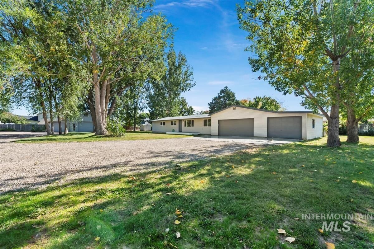 Property Photo: 1114 N. Dawn Dr. ID 83713