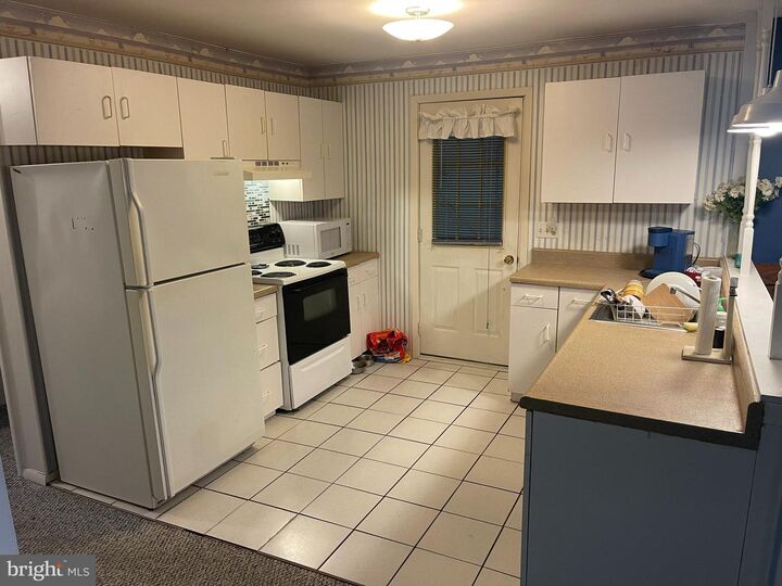 Property Photo: 6 Weeping Willow Court MD 21811