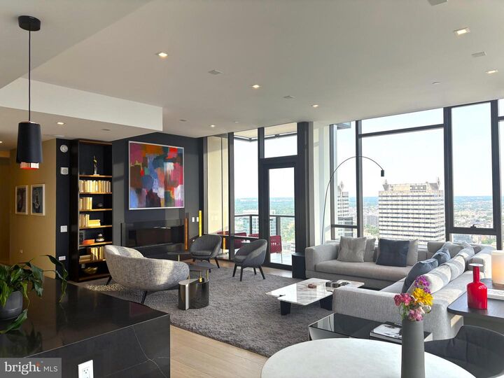 Property Photo: 1911 Walnut Street Unit 4102 PA 19103