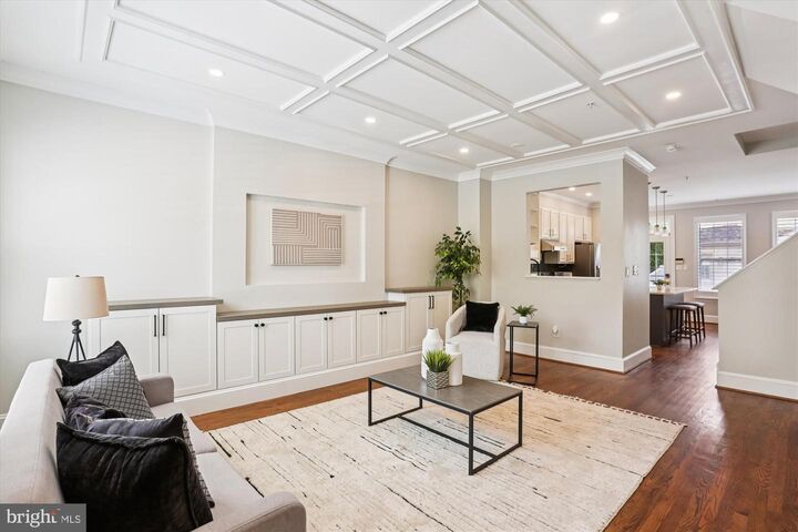 Property Photo: 655 Gatestone Square Street MD 20878