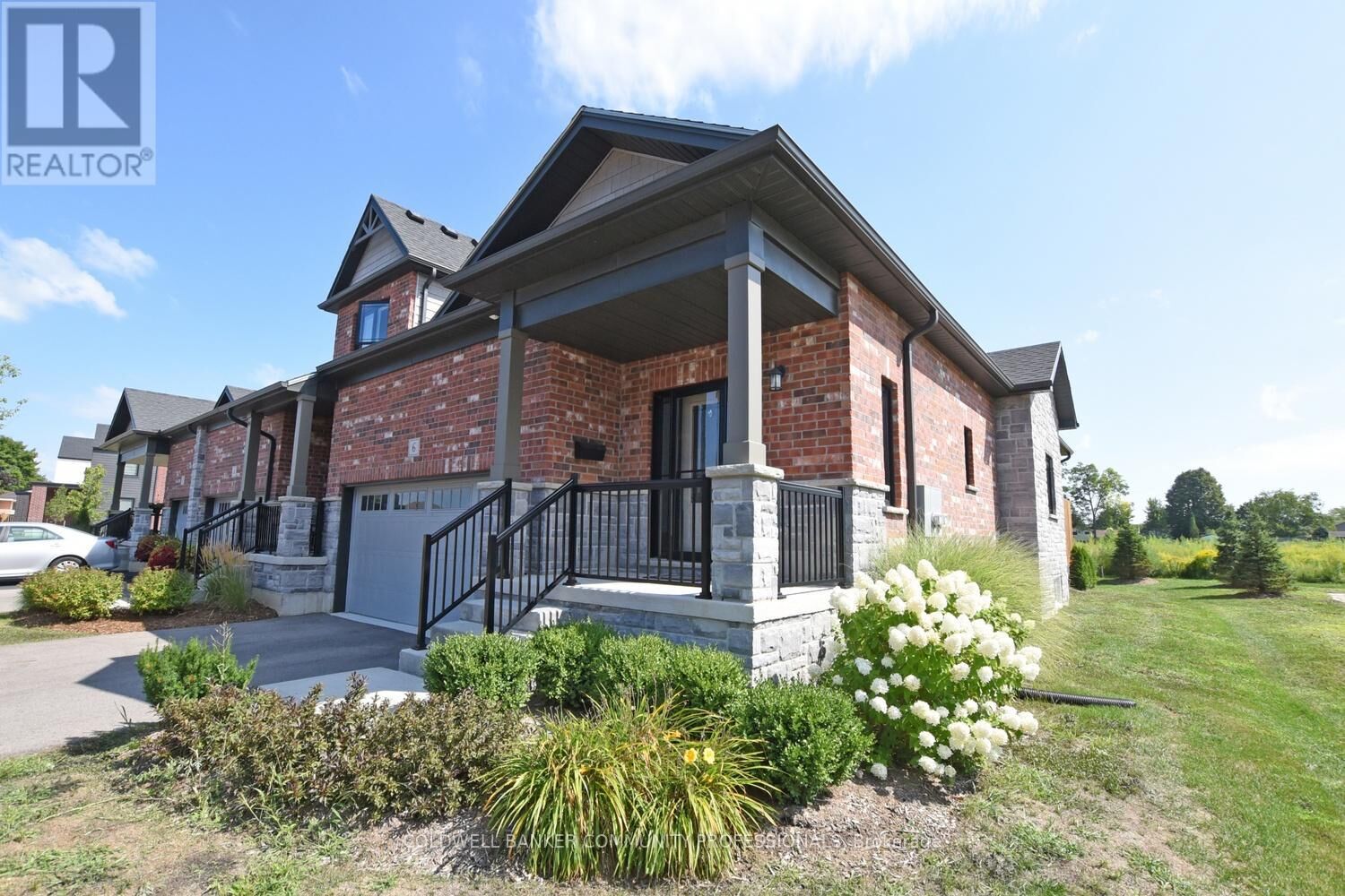 Property Photo: 6 Ironwood Street 71 ON N3Y 4Z6