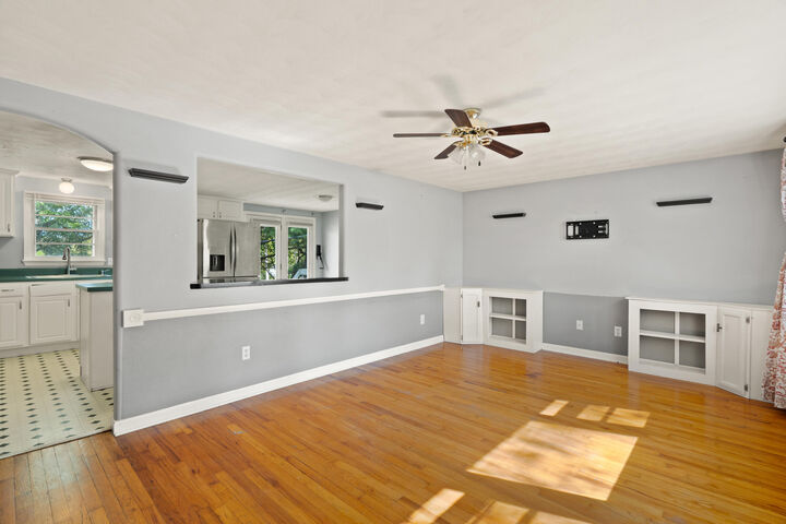 Property Photo:  4303 Rice Rd  MO 65202 
