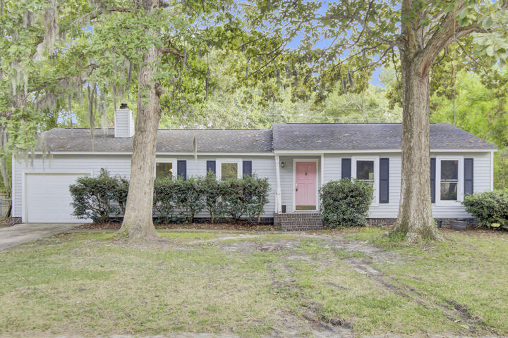 Property Photo: 3 Tartan Court SC 29414