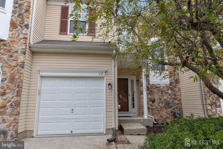 15 Wyndham Court  Bordentown Twp NJ 08505 photo