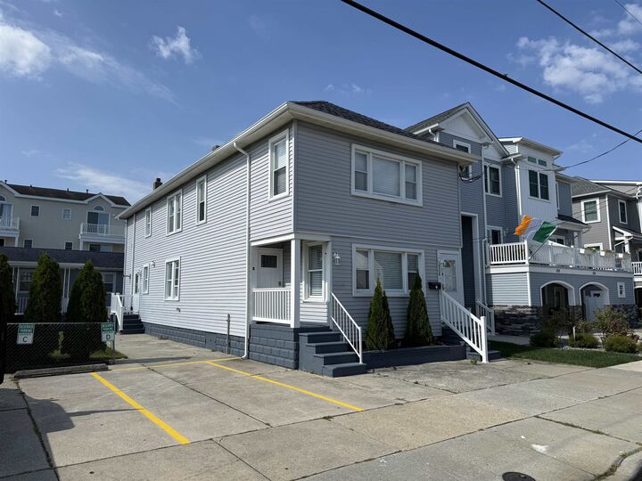 Property Photo: 110 E 24th NJ 08260