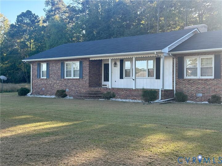 Property Photo: 262 Goulders Creek Road VA 23110