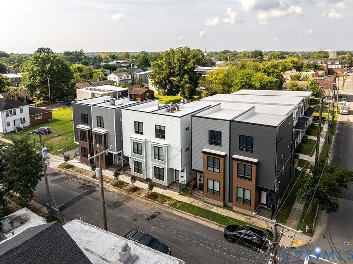Property Photo:  2917 R Street  VA 23223 