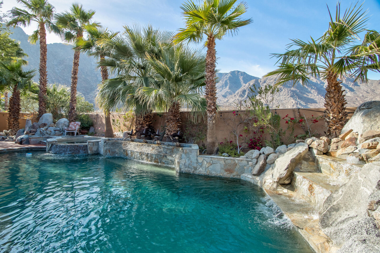 Property Photo: 77170 Casa Del Sol CA 92253