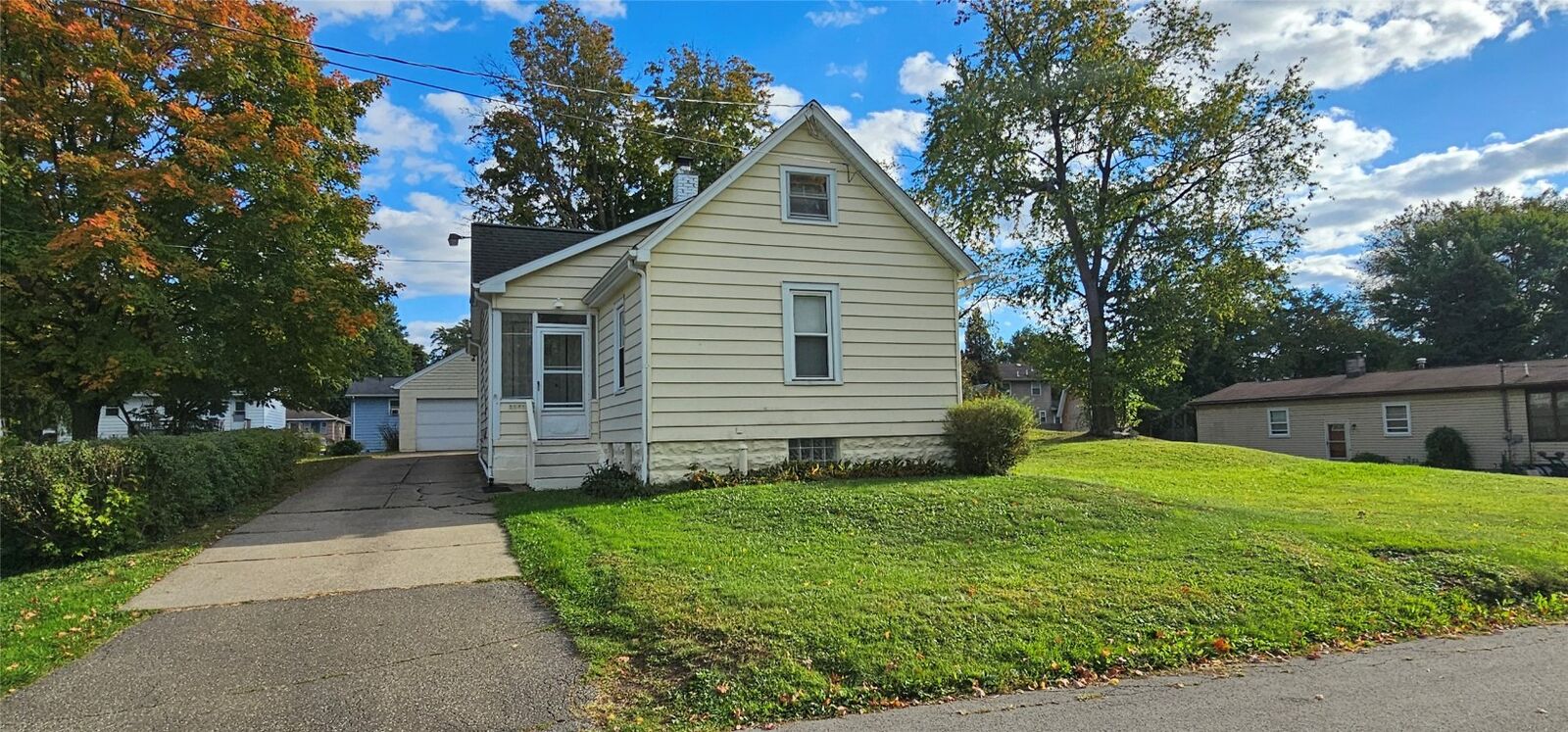 Property Photo:  1141 E 33rd Street  PA 16504 