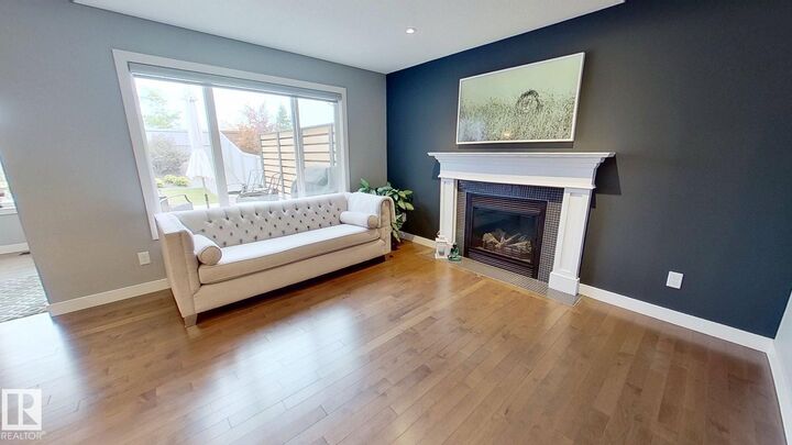 Property Photo: 122 Sunterra Way AB T8H 0T8