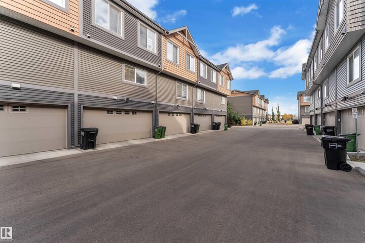 Property Photo: 3033 151 Avenue NW AB T5Y 3W4