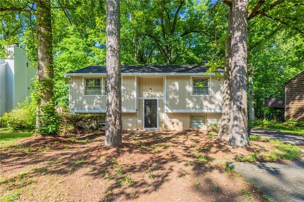 Property Photo:  5372 Martins Crossing Road  GA 30088 