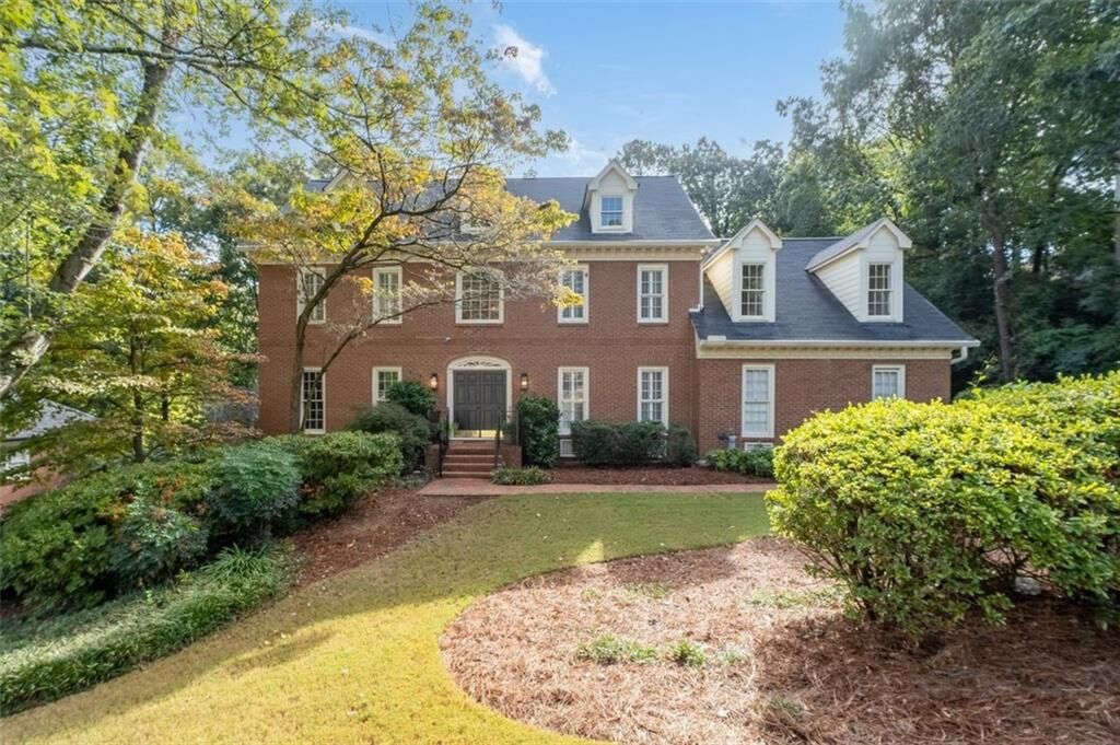 Property Photo:  1152 Byrnwyck Road NE  GA 30319 